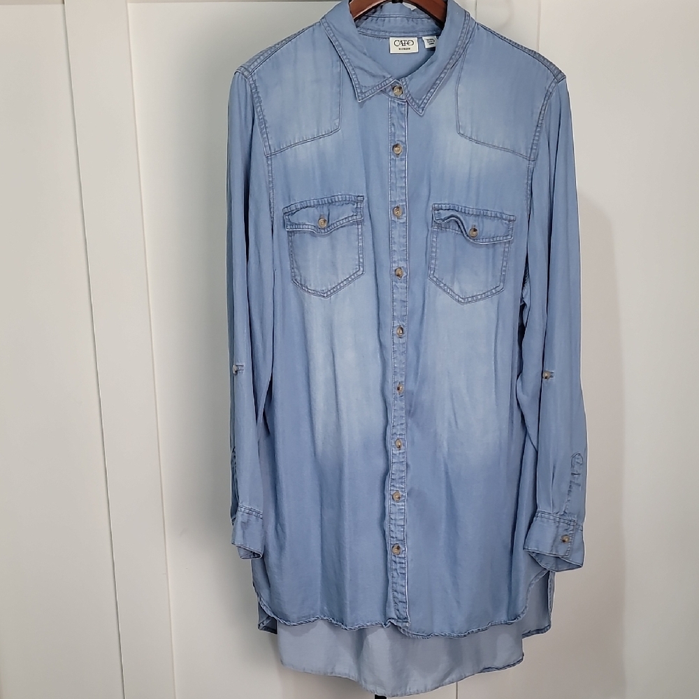Cato Women's Light Blue Denim-Style Button Down Shirt Size 18/20W
